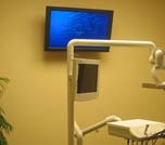 Digital Signage LCD in a dentist office